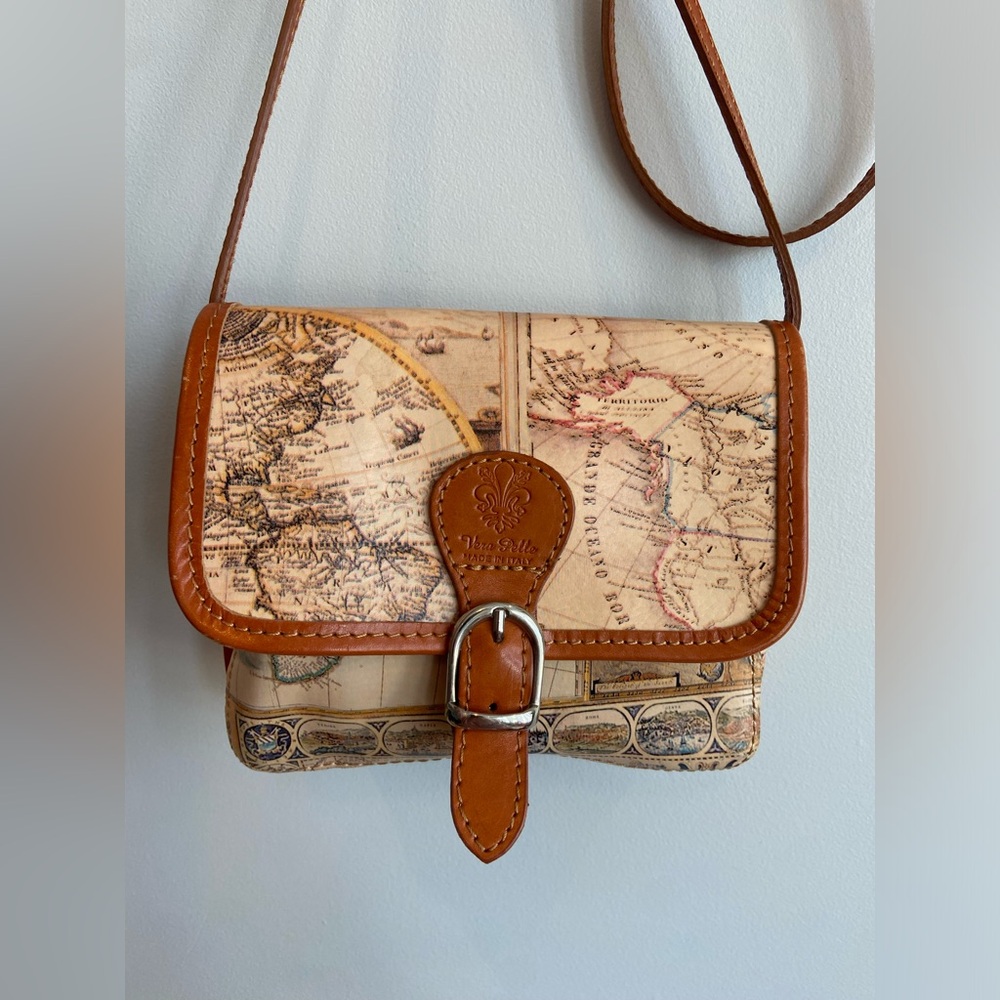 Vintage 1990s “old money” Vera Pelle Map Print Crossbody Bag with Brown Accents